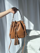 Load image into Gallery viewer, Alana Bucket Bag

