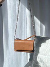 Load image into Gallery viewer, Layla Clutch
