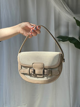 Load image into Gallery viewer, Molly Saddle Bag
