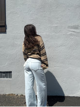 Load image into Gallery viewer, Hidden Super Light Mid Rise Denim
